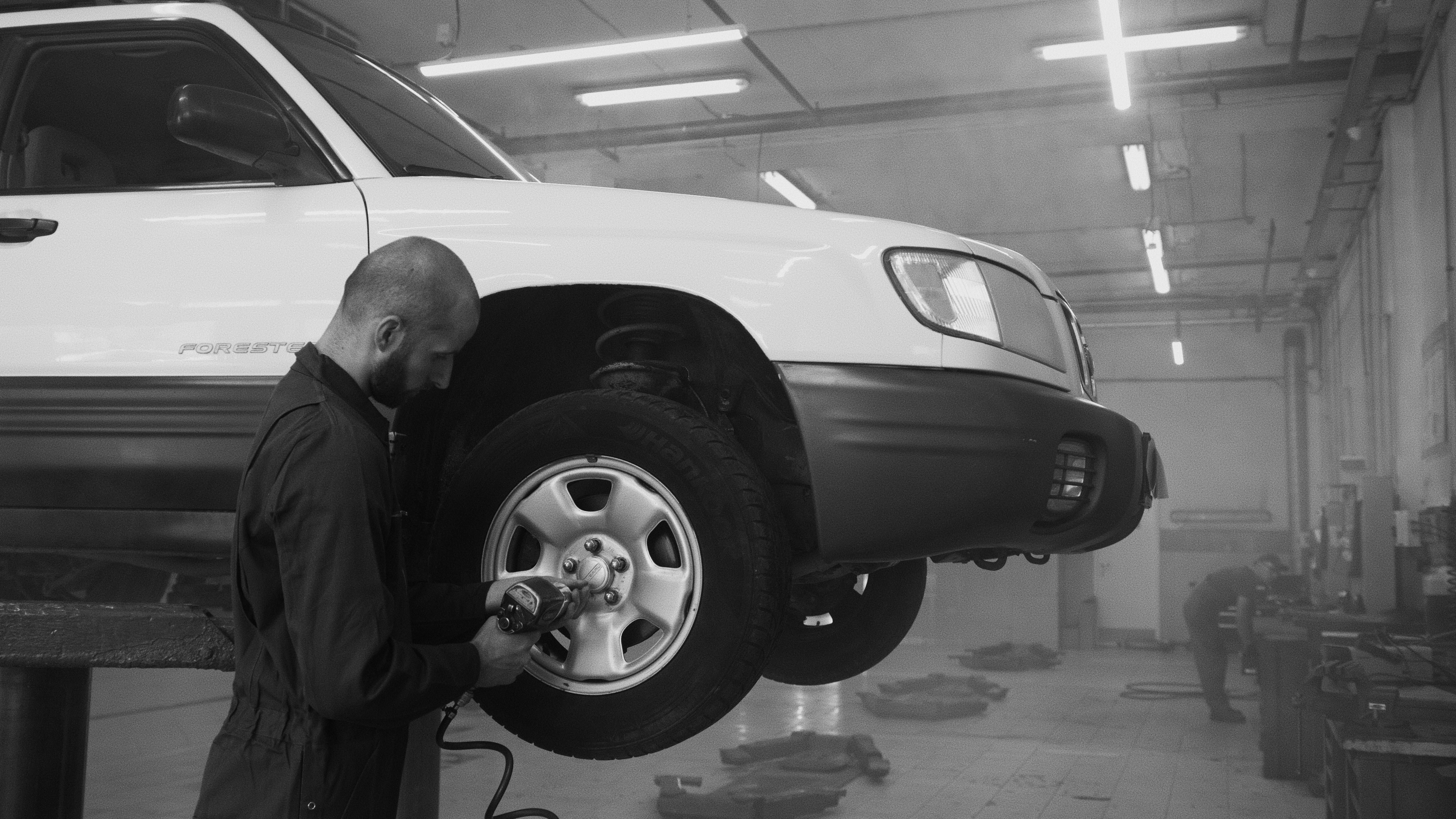 Tire service at Old River Tires